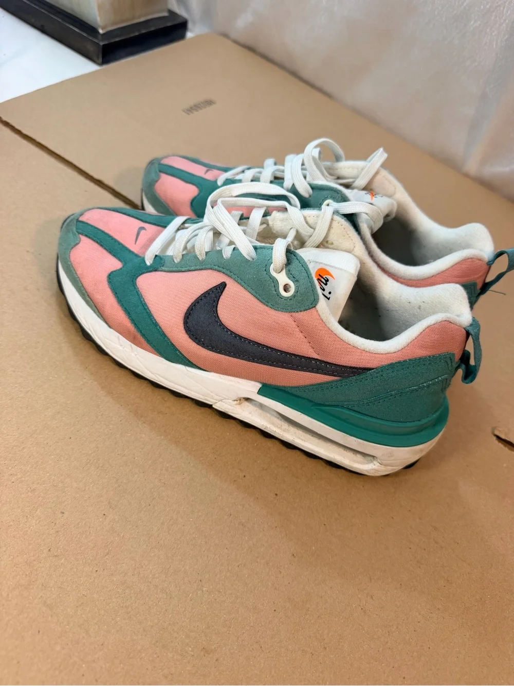 Nike Air Max Dawn Women's Low Top Lace-Up Mesh Colorblock Rubber